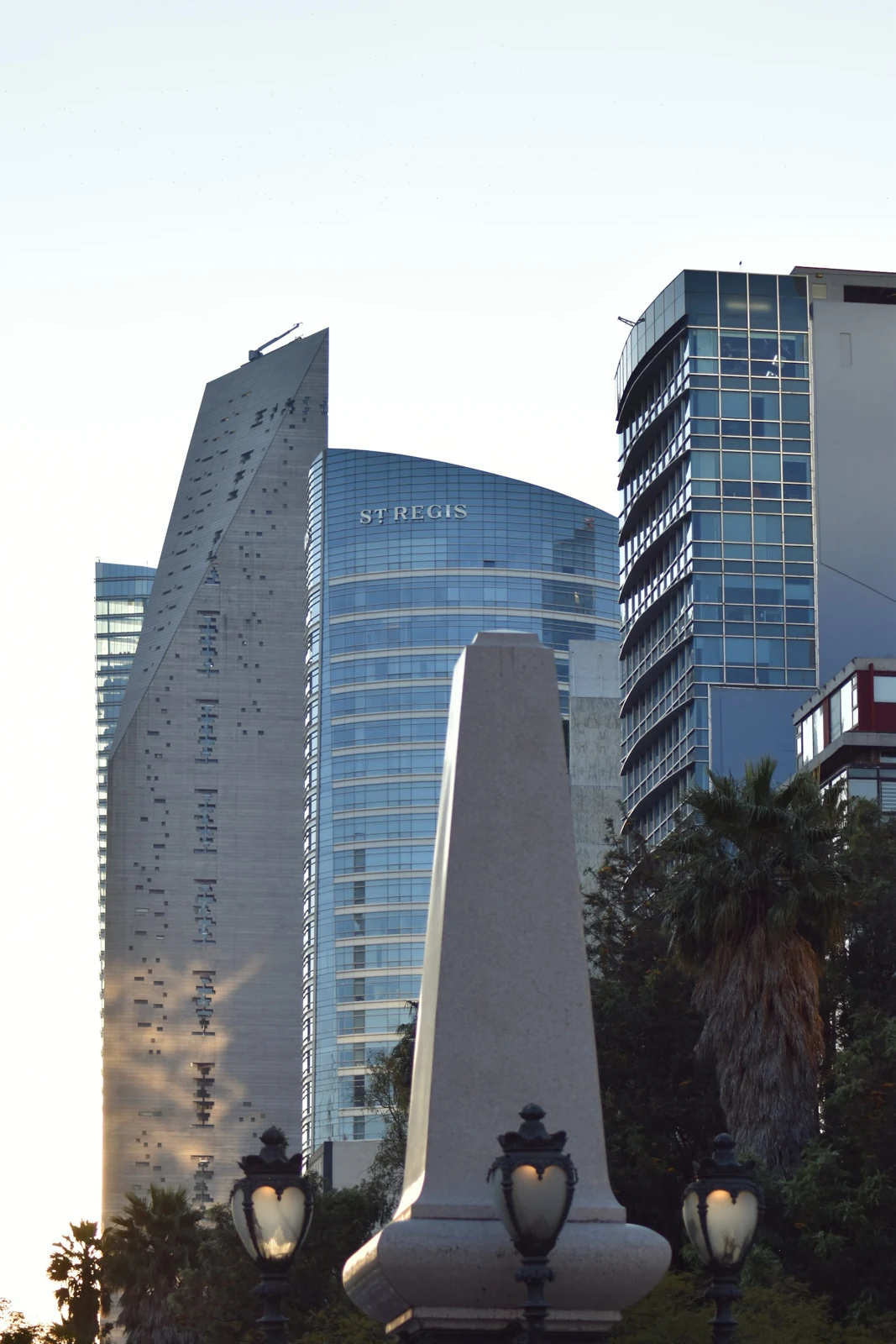 Edificios del Paseo de la Reforma, Ciudad de México. Fotografía de contexto urbano; no muestra la sesión del Congreso.