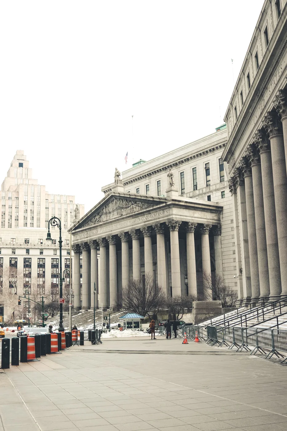 New York County Courthouse, Manhattan. Fotografía de contexto judicial; no documenta la vista ni identifica el edificio como sede de este proceso.